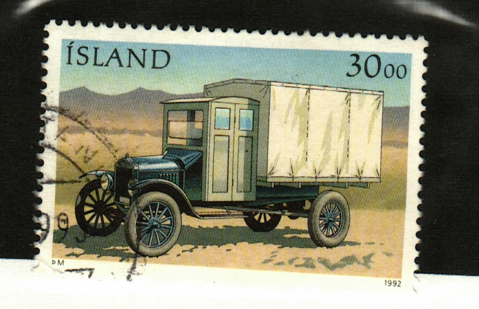 Iceland #758 used - Image 1 of 1