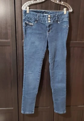 Pantalones de mezclilla ajustados Amatista Body Con talla 9 tripa botón lavado oscuro Foto 1 de 4