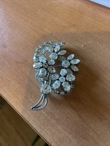 Cubic Zirconia and silverplated Bouquet flower brooch - Picture 1 of 2