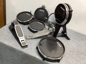 Almohadilla de batería de doble zona Alesis para juego de batería eléctrica Alesis DM10 - Imagen 1 de 18