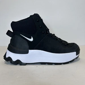 Nike City Classic Boot Womens 8 Black White Mid Lace Up Outdoor Shoe DQ5601-001 - Picture 1 of 8