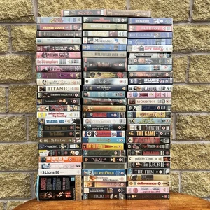 VHS Kassetten Konvolut Restposten X87 Horror Evil Dead, Stephen King Komödie Filme TV Show - Bild 1 von 9