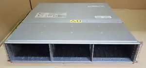 NetApp DE5600 24x 2.5" SAS Bay Storage Array E-X5681A-QS-R6 2x Controller 2x PSU - Picture 1 of 6