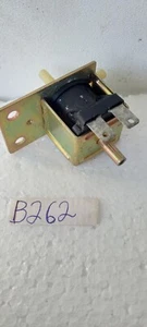 3 PORT 12V A/C VACUUM SOLENOID VALVE 317-731 - Bild 1 von 6