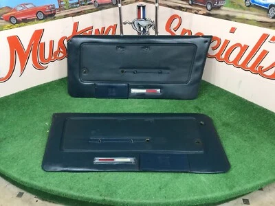 Mercury Cougar XR7 1967 paneles de puerta azul Foto 1 de 4