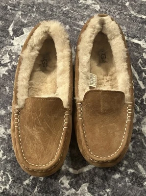 Zapatillas UGG Ansley en Castaño Talla 8 Cuero Gamuza EE. UU. UGGS, Para Mujer’s Foto 1 de 4