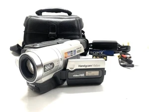 SONY CCD-TRV208E Hi8 Tape Digital Video Camera HANDYCAM Complete Working Set - Picture 1 of 18