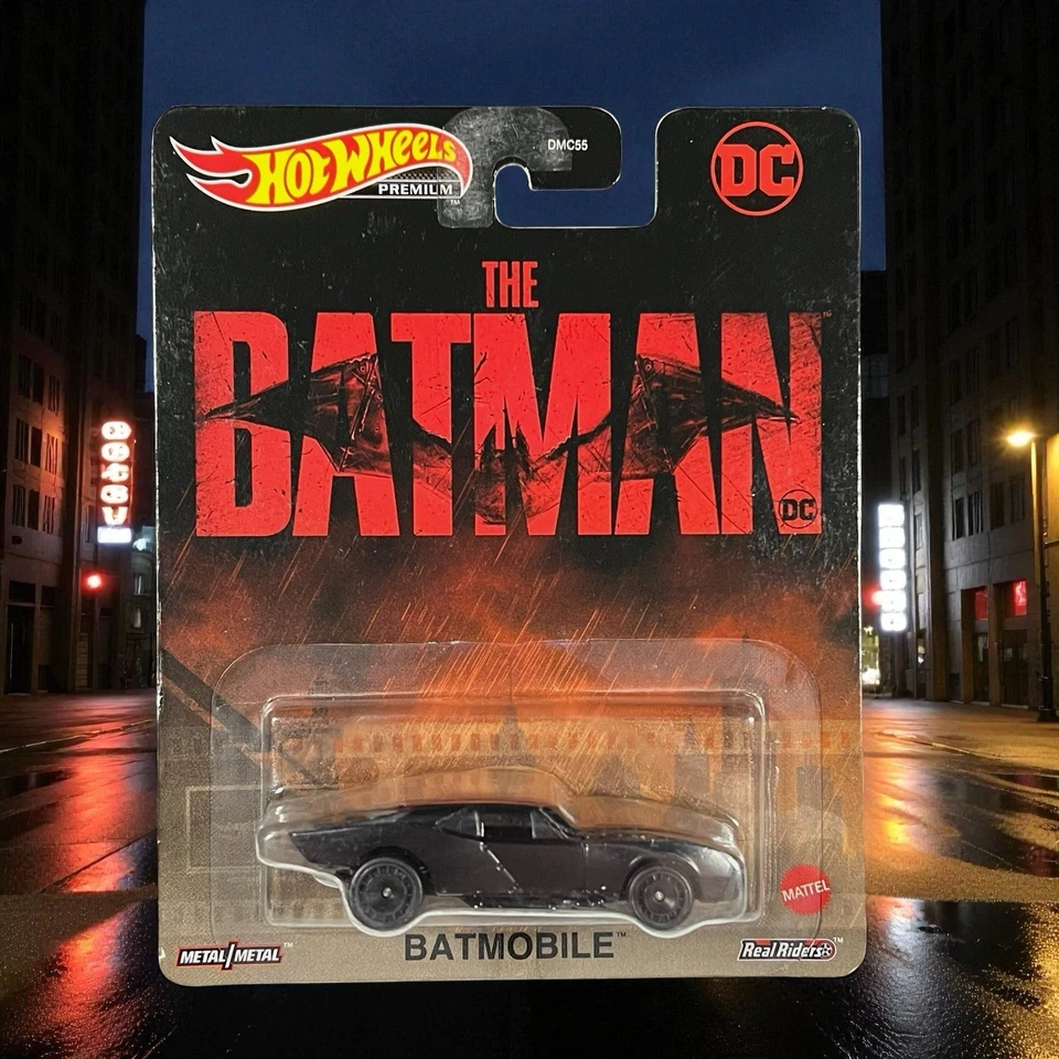 Hot Wheels Premium The Batman Batmobile