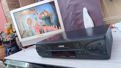 Videoregistratore  HITACHI VT-M631evps Lettore VHS - Immagine 1 di 4