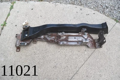 2007 CHEVROLET TRAILBLAZER CENTER CONSOLE MOUNT BRACKET AC DUCT 2004 2005 2007 - Image 1 of 4