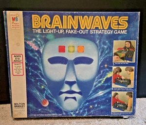 Juego Brainwaves 1977 de Milton Bradley completo/funciona de colección - Imagen 1 de 5