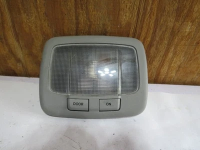 07  HYUNDAI SONATA  INTERIOR ROOF MAP DOME LIGHT GREY - Image 1 of 4