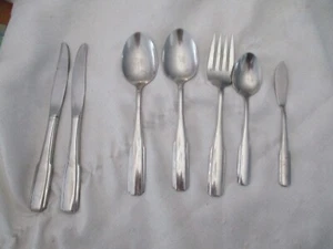 Oneida FREMONT Hochglanz Edelstahl Besteck 7-teiliges Set Ersatz Silberbesteck - Bild 1 von 4