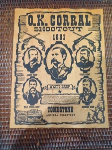 OK. Póster Corral Shootout 1881 Wyatt Earp Doc Holliday angustiado 8 1/2" X 11" - Imagen 1 de 2