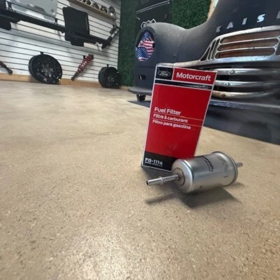 (1) Filtro de combustible de motor genuino Ford OEM FG1114 1 PIEZA NUEVO Foto 1 de 3