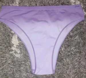 Vs pink High Waist Seamless Brazilian Panty Size Medium Purple Ombre Logo - Picture 1 of 2