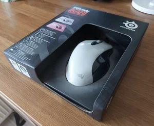 SteelSeries IKARI Laser Mouse + Mouse Pad - Imagen 1 de 10