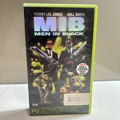 Men In Black VHS Video Tape PAL Green Case Will Smith brand new - Image 1 of 3