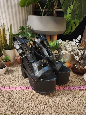 Sandalia de plataforma negra YRU Nightcall para mujer 8 Foto 1 de 4