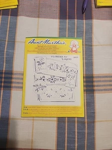 VINTAGE Tante Martha's BÜGELBILD Stickerei TRANSFERS - #3805 Blumen für Bettwäsche - Bild 1 von 2