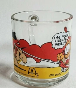 Vintage Garfield and Odie Not a Pretty Life 1978 Mc Donalds Glass Coffee Cup Mug - Imagen 1 de 5