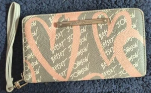 BETSEY JOHNSON PINK GIRLCORE Heart Graffiti Logo Wristlet Zip X Leather Wallet - Picture 1 of 10