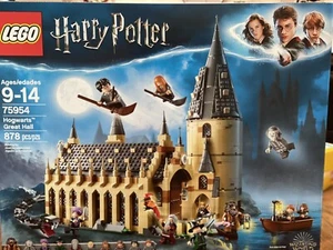 Lego Harry Potter 75954 Wizarding World Hogwarts Great Hall 878Pcs NIB - Picture 1 of 2