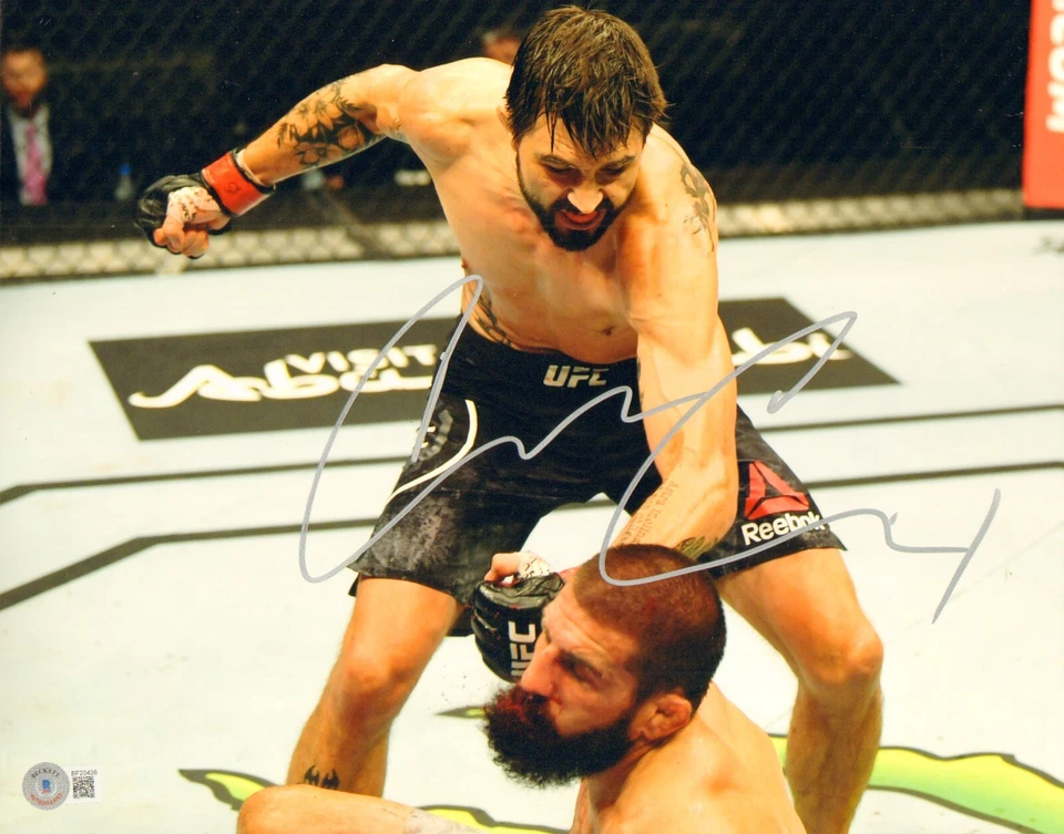 FOTO 11x14 firmada por Carlos Condit NBK CERTIFICADO DE AUTENTICIDAD BAJO UFC WEC CHAMP 143 195 264 A Foto 1 de 1