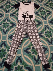 Size 4 Mickey Mouse All Over Black & White 2 Piece Pajama Set Disney Store - Picture 1 of 4