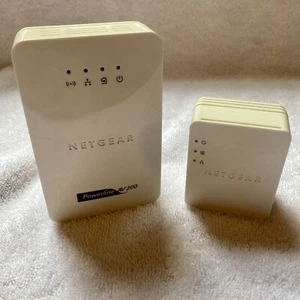 NETGEAR Powerline AV+ 200 Wireless Extender and Adapter Combo XAVN2001 Tested - Picture 1 of 9