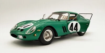 CMC M-248 Ferrari 250 GTO Silverstone 1963 David Piper #44   1/18 - Photo 1/4