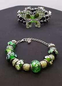 2 Green fashion beaded bracelets beautiful butterfly.Great shape! - Picture 1 of 3