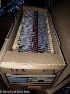 20x NOS ROE SC4 6K8 0.5W CARBON RESISTOR MARSHALL AMP EQUAL PIHER QUALITY ! - Picture 1 of 1