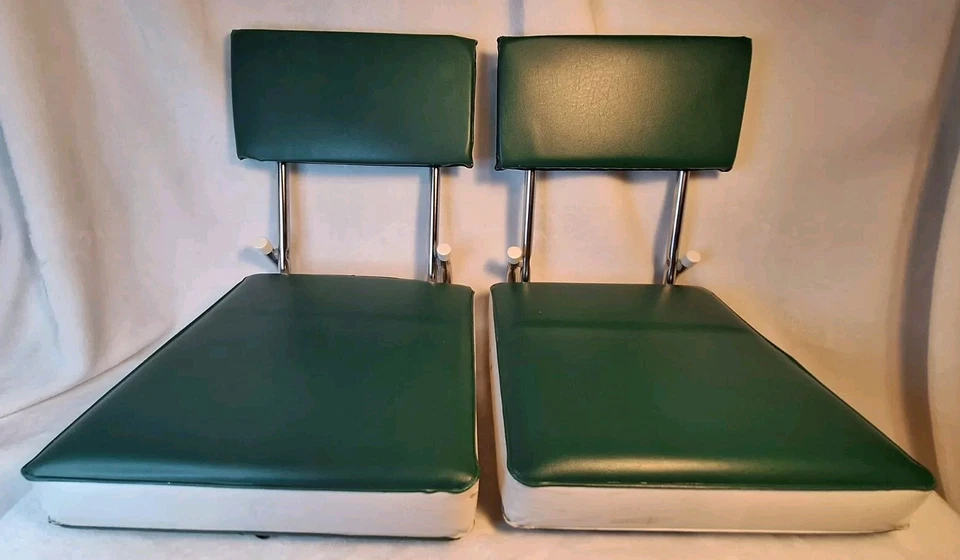 TIEMPO DE JUEGO!!! - Juego de asientos de barco de estadio blanqueador acolchado plegable vintage - verde Foto 1 de 4