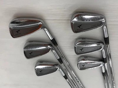 Bridgestone Tour Stage X-BLADE CB 2005 Iron #5-9.P(6Clubs)/NS/R/Iron set - Image 1 of 4