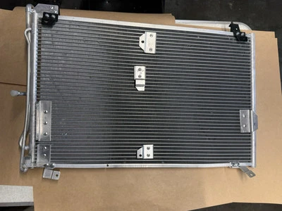 Mercedes-Benz 300SE A/C Condenser - APDI 7014315 - Image 1 of 4