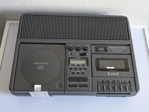 Reproductor de discos compactos estéreo EIKI 7070A grabadora de cinta de casete con contador 2x - Imagen 1 de 12