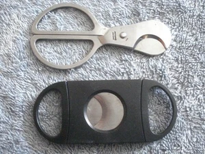 VINTAGE PAIR  OF CIGAR CUTTERS (1 ALTOR SCISSORS & 1 GUILLOTINE) - Picture 1 of 8
