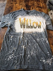 Willow #10 Heart Softball Baseball Medium Gildan Soft Style Shirt - Picture 1 of 12