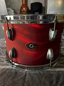 Slingerland 12" x 8", rote Satinflamme, Niles Abzeichen 1970er-1973 - Bild 1 von 3