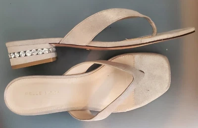 Pelle Moda Sparkle Beige Low Bling Block Heel Thong Slides Shoes 10M - Image 1 of 4