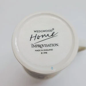 Vintage Wedgwood Amway Pears & Berries Coffee Mug Set of 2 Beige Fruit & Floral - Picture 1 of 10