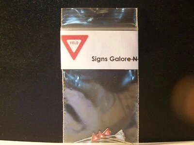 "New" Model Train Layout street signs N scale "Yield" signs - Image 1 of 4