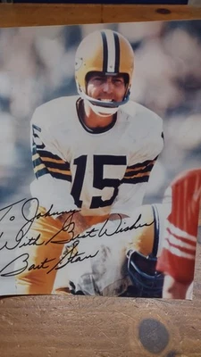 Bart Starr Autographed Photo 8" x 10" Color Signed by Bart Starr No COA Packer's - Image 1 of 4