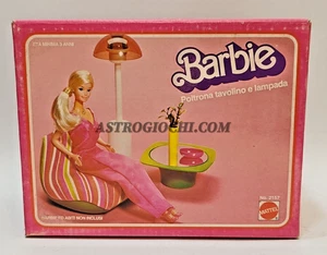 BARBIE DREAM FURNITURE POLTRONA TAVOLINO LAMPADA MATTEL VINTAGE 1979 NEW IN BOX - Picture 1 of 14