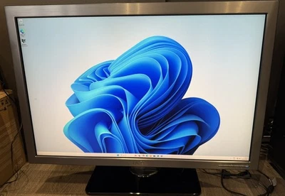 Dell 3008WFPt 30" Widescreen LCD IPS Monitor Display FlatScreen - Image 1 of 2