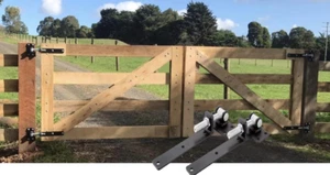 Black Timber Gate Strap Hinges Heavy Duty 300kg Set of 2 Adjustable, 24mm Bolt - Picture 1 of 5