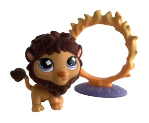 Hasbro 2008 Littlest Pet Shop LPS #809 Fuzzy Flocked Lion con anillo de fuego - Imagen 1 de 6