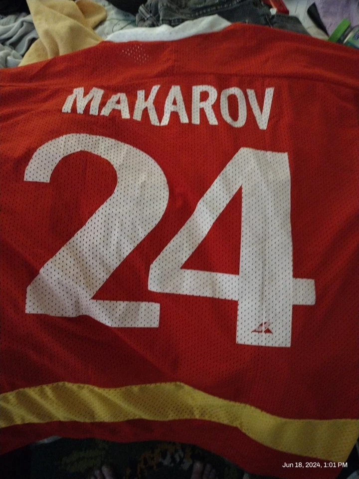 Vintage Sergei Makarov CCCP Signed Autographed Hockey Jersey Russia Soviet Union - Image 1 of 1