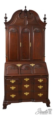 60034: Escritorio Goddard caoba frontal bloque KINDEL Foto 1 de 4